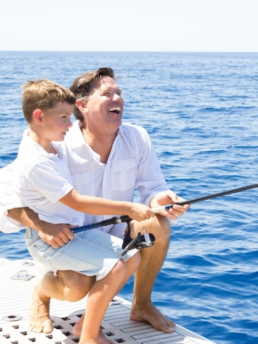 4-family-fishiing-high Blue Moon Yacht LLC Pesca en Familia
